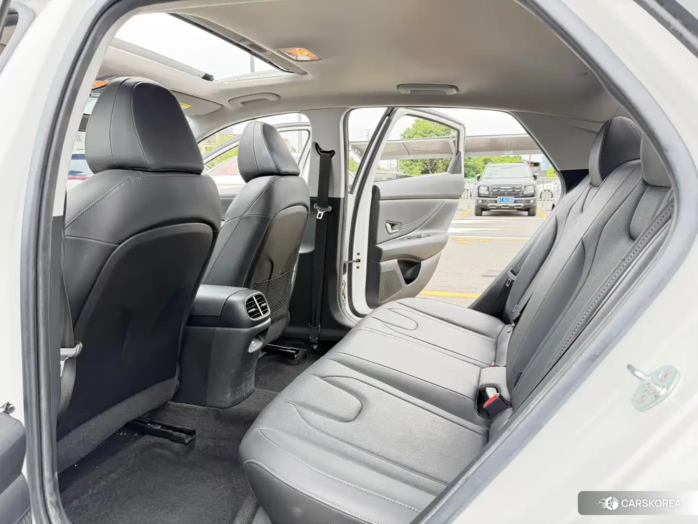 Hyundai Elantra id 4634748 из Китая 20
