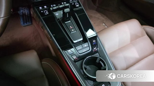 Porsche 911(992) id 4700880 из Кореи 35