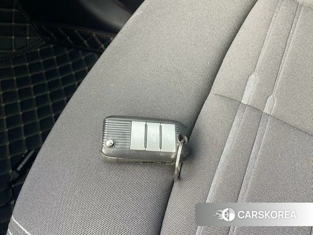 Roewe RX5 id 4209468 из Китая 23