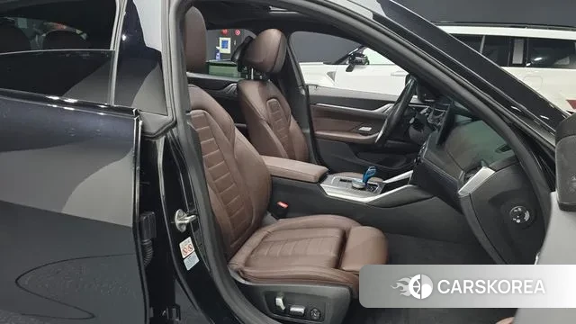 BMW i4 id 3764227 из Кореи 19