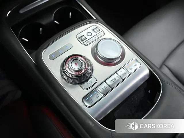 Genesis G90 (RS4) id 3452758 из Кореи 19