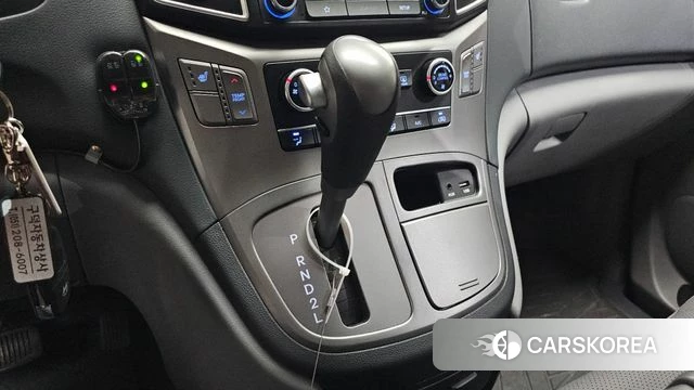 Hyundai The New Grand Starex id 4502383 из Кореи 19