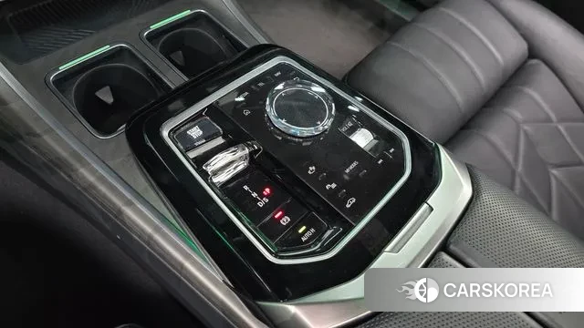 BMW 7 Series (G70) id 3599900 из Кореи 19