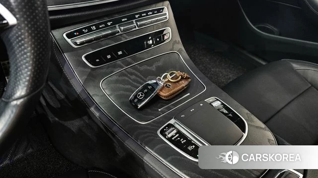 Mercedes-Benz E-Class W213 id 3904805 из Кореи 19