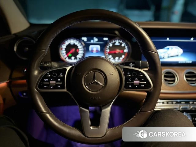 Mercedes-Benz E-Class W213 id 3820614 из Кореи 19
