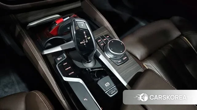 BMW 5 Series (G30) id 3344327 из Кореи 19