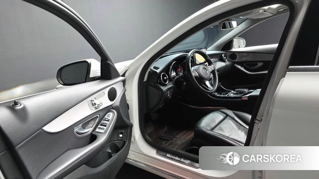 Mercedes-Benz C-Class W205 id 4765542 из Кореи 38