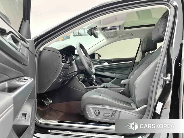 Volkswagen Passat id 4374554 из Китая 27