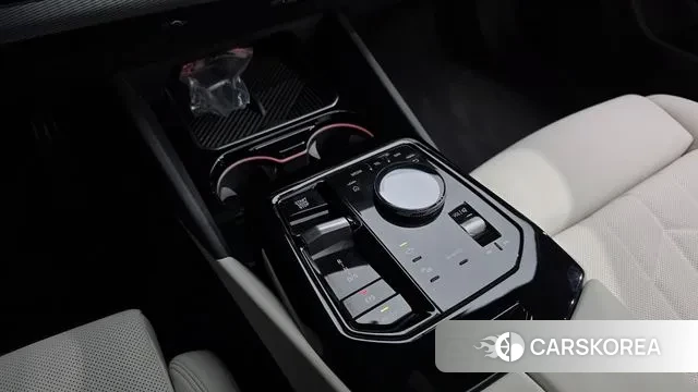 BMW 5 Series (G60) id 3695933 из Кореи 19