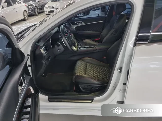 Genesis The New G70 id 3208526 из Кореи 19