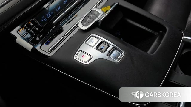 Hyundai The New Grandeur IG Hybrid id 4202692 из Кореи 19