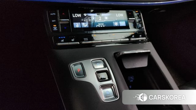 Hyundai The New Grandeur IG id 3843755 из Кореи 19