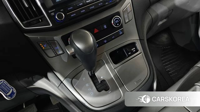 Hyundai The New Grand Starex id 4429477 из Кореи 19