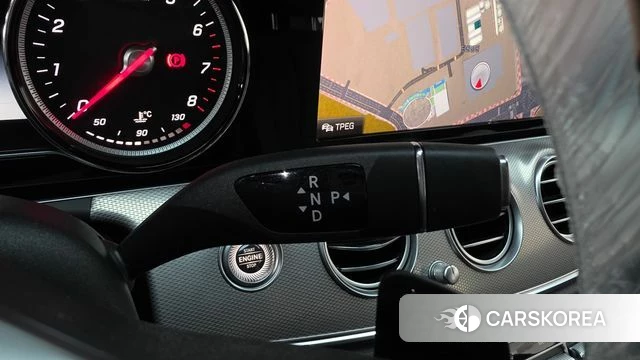 Mercedes-Benz E-Class W213 id 4019627 из Кореи 19