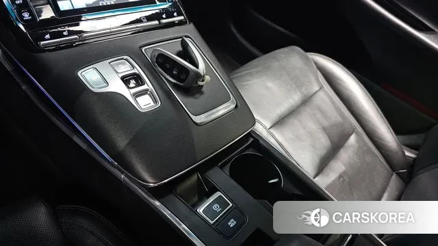 Hyundai The New Grandeur IG id 3379686 из Кореи 19