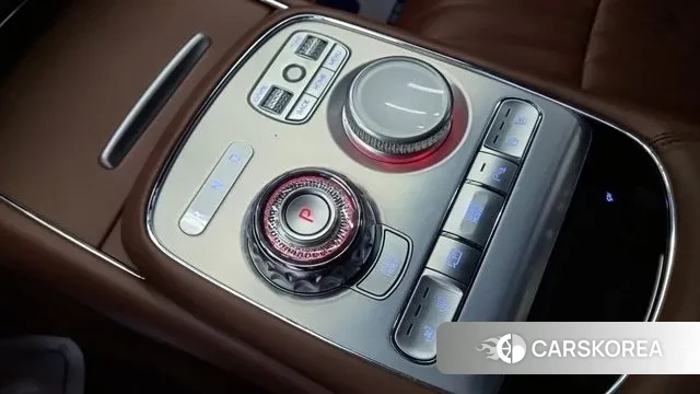 Genesis G90 (RS4) id 3360927 из Кореи 17