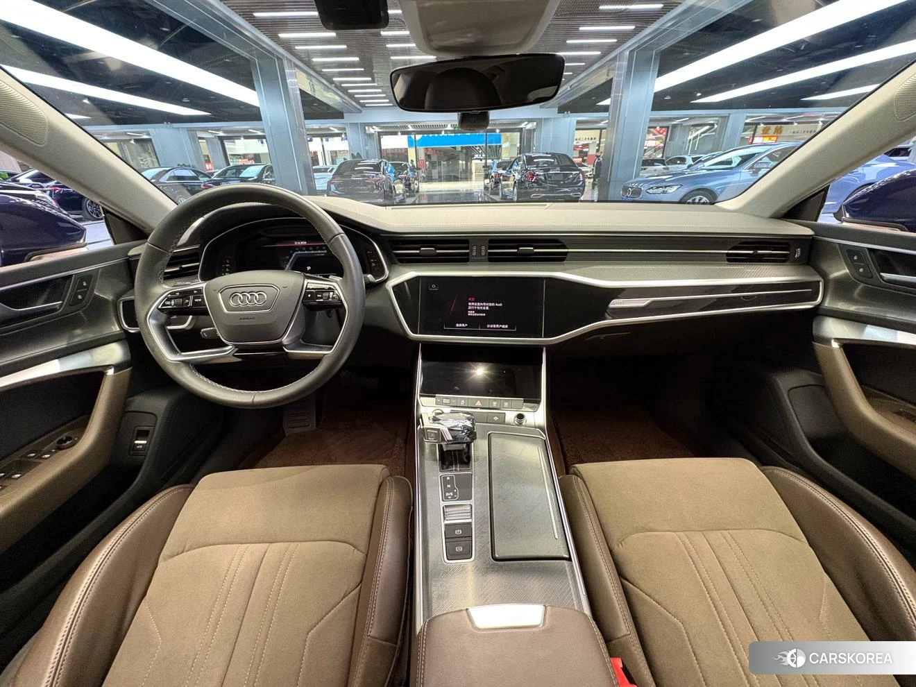 Audi A7L id 4512815 из Китая 9