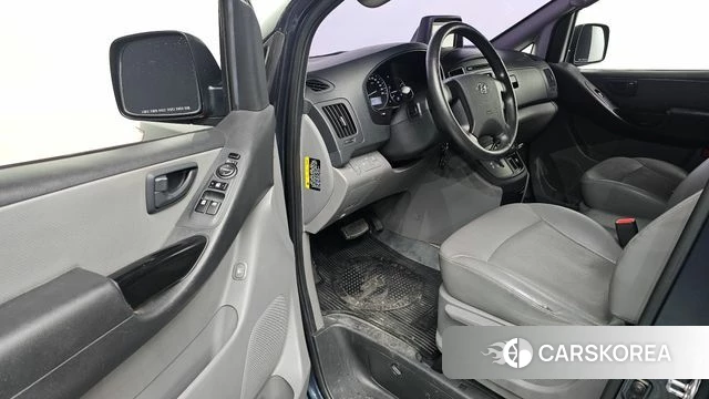 Hyundai The New Grand Starex id 4536546 из Кореи 29