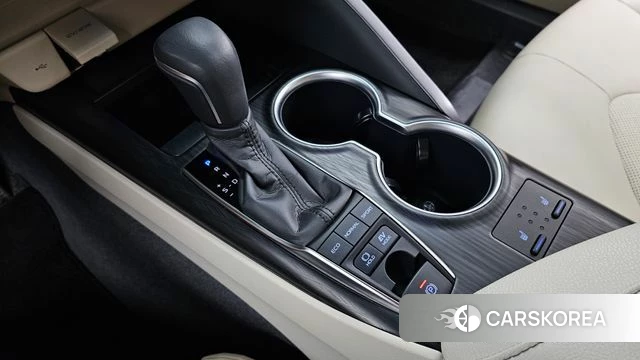 Toyota Camry (XV70) id 4670478 из Кореи 32