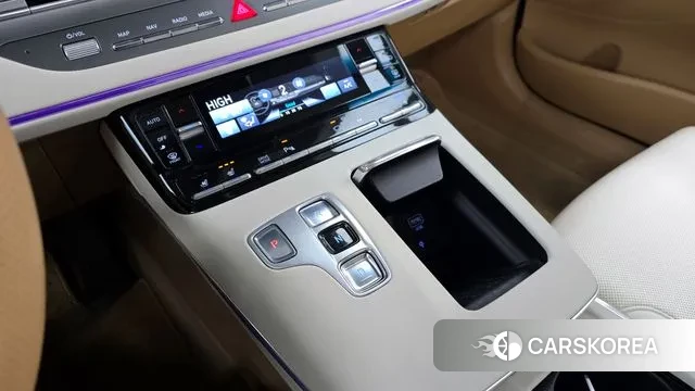 Hyundai The New Grandeur IG Hybrid id 3546538 из Кореи 19