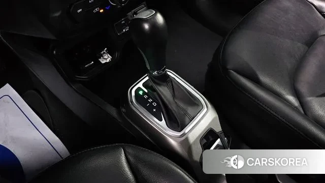 Jeep Renegade id 3443878 из Кореи 19