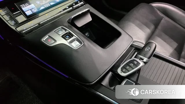 Hyundai The New Grandeur IG Hybrid id 3448869 из Кореи 19