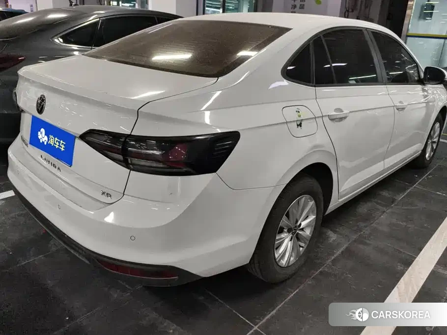Volkswagen Lavida id 4679771 из Китая 15