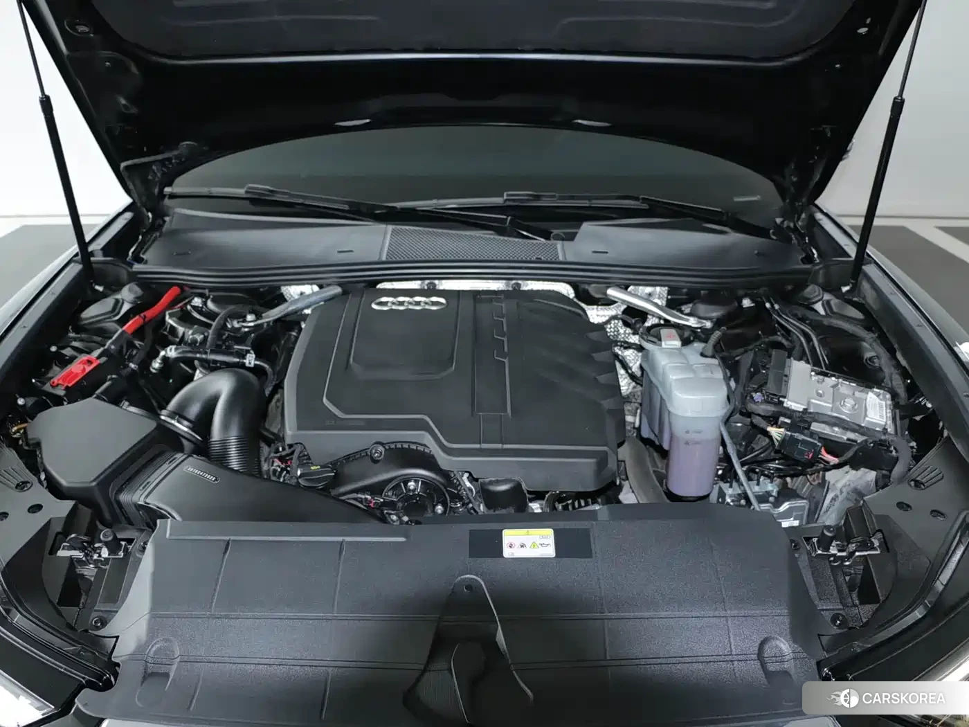 Audi A6L id 4548236 из Китая 9