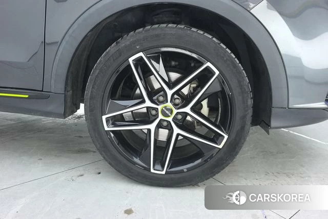 Roewe RX5 id 4235857 из Китая 16