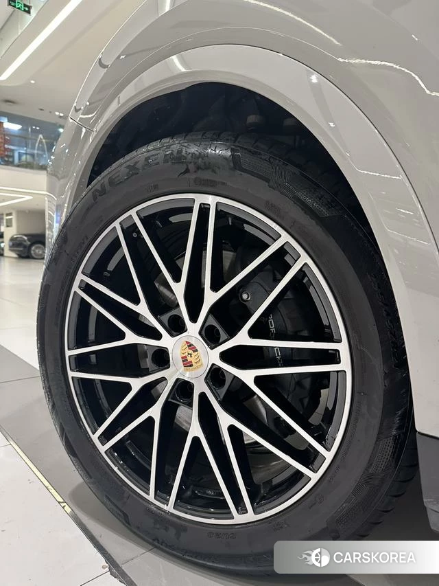 Porsche Cayenne Coupé id 4222186 из Китая 30