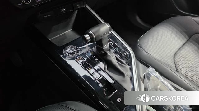 Kia Di Ol Nu Niro id 4936124 из Кореи 28