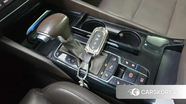 Kia Come New K7 id 4430350 из Кореи 33