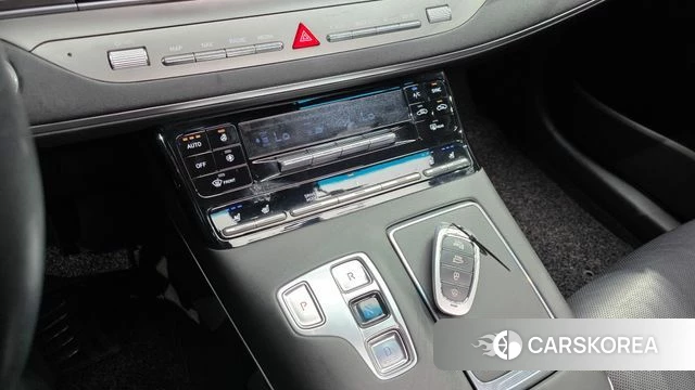 Hyundai The New Grandeur IG id 4529731 из Кореи 19