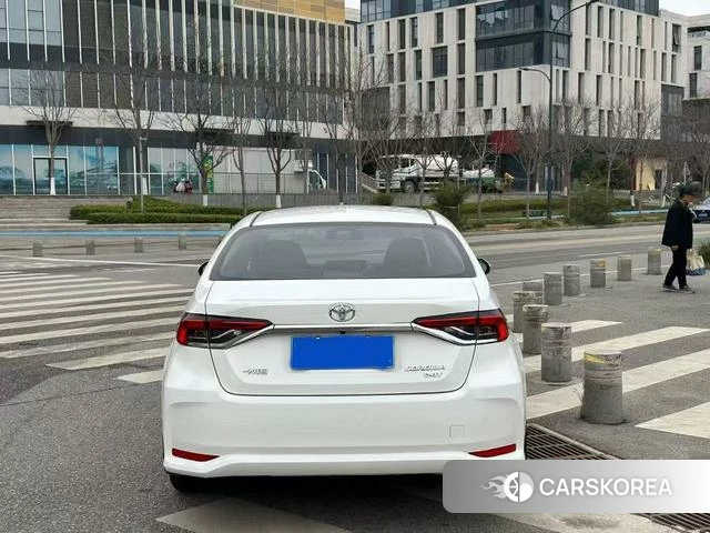 Toyota Corolla id 4235846 из Китая 9