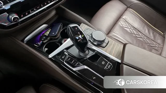 BMW 5 Series (G30) id 3282837 из Кореи 19