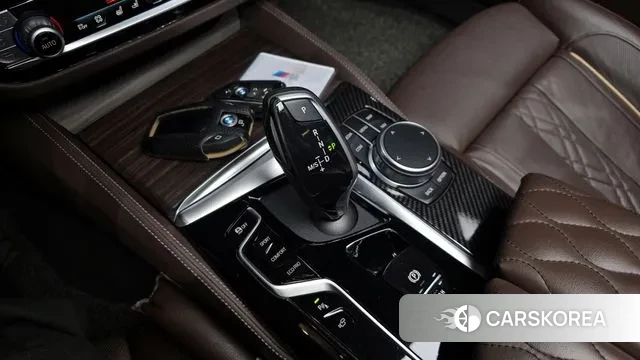 BMW 5 Series (G30) id 3630833 из Кореи 19