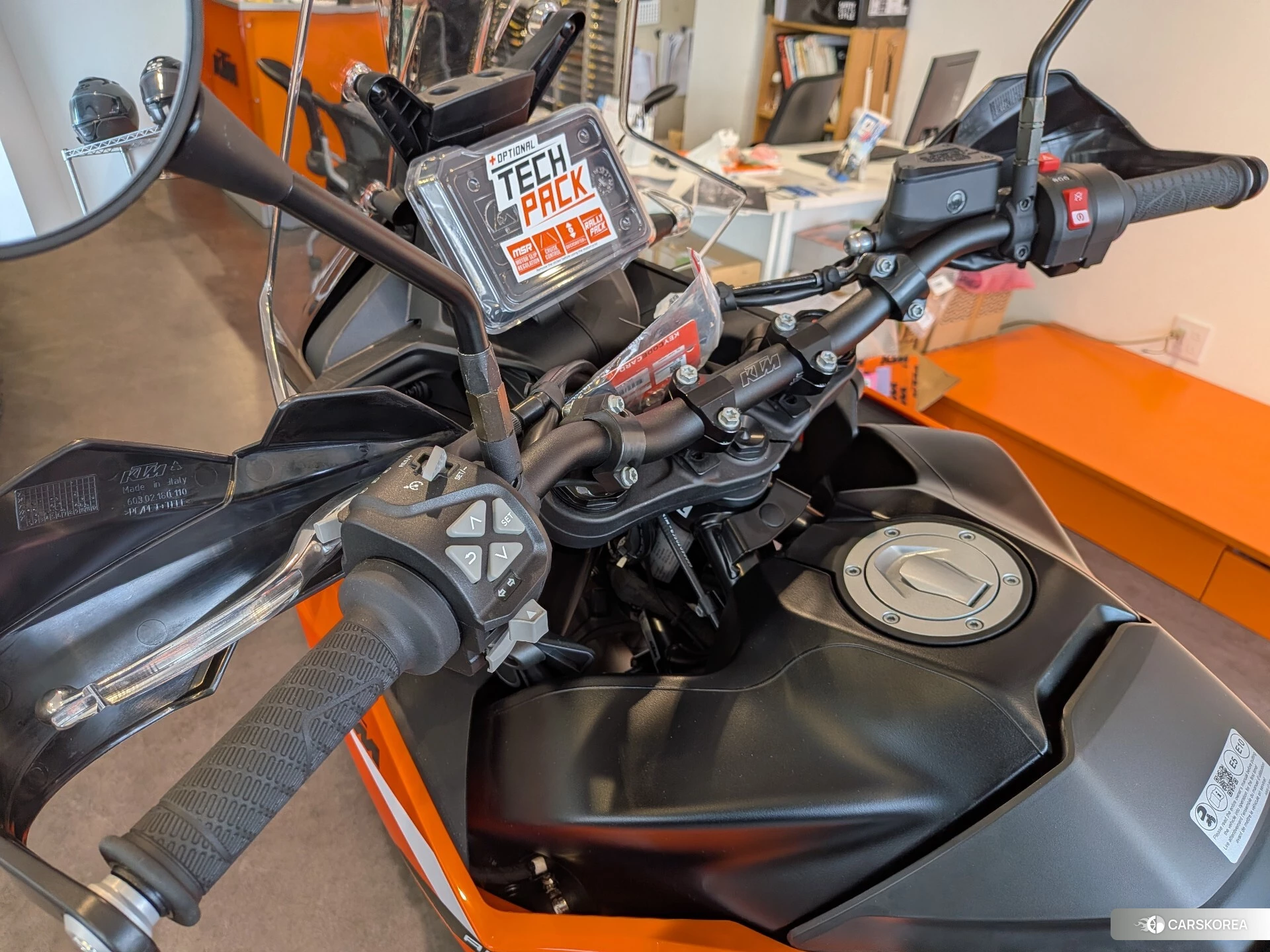 Проданный KTM 890 ADVENTURE id 4373769 из Японии, фото 11