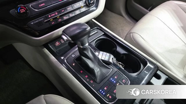 Kia All New Carnival id 4900838 из Кореи 30