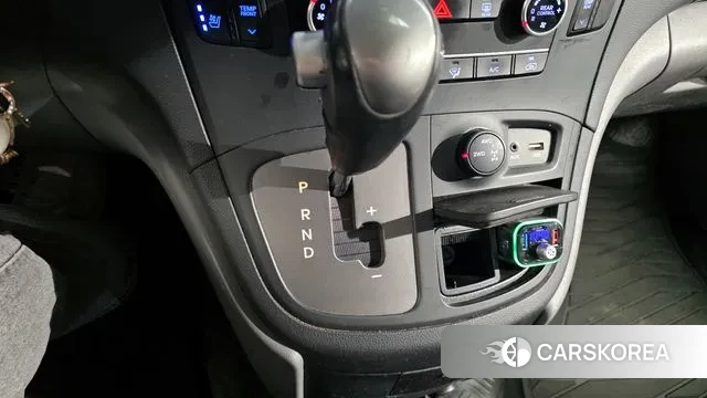 Hyundai The New Grand Starex id 3754113 из Кореи 19