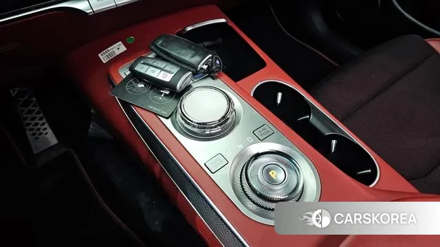 Genesis GV70 id 3524450 из Кореи 19