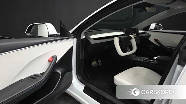 Tesla Model 3 id 4612598 из Кореи 31
