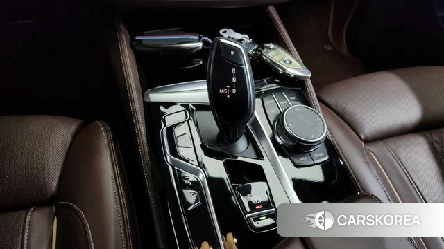 BMW 6 Series GT (G32) id 3826852 из Кореи 19