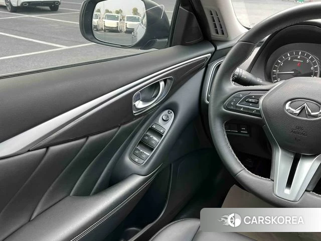 Infiniti Q50L id 3896134 из Китая 20