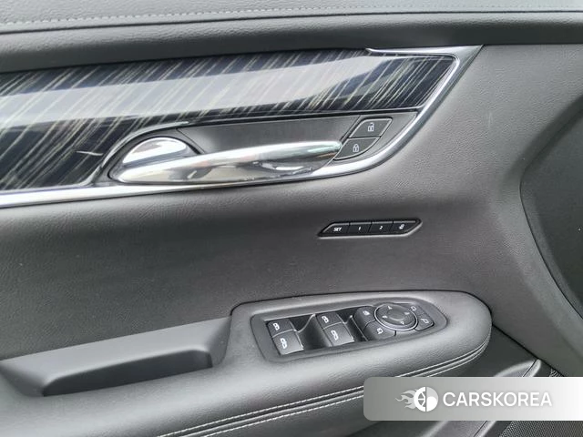 Cadillac XT6 id 4220540 из Китая 15