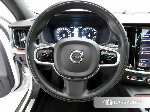 Volvo V60 Cross-Country 2nd Generation id 4415788 из Кореи 19