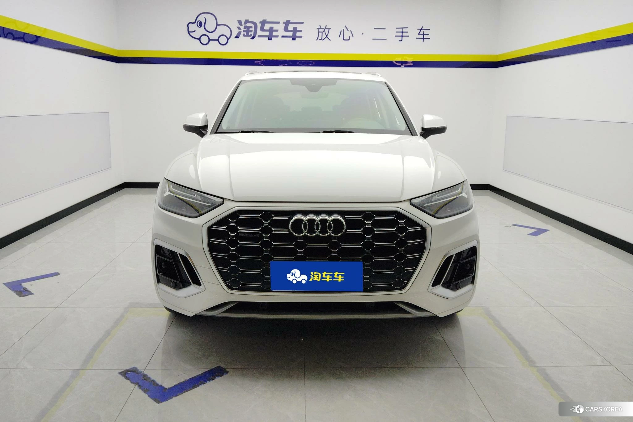 Audi Q5L id 4437865 из Китая 16
