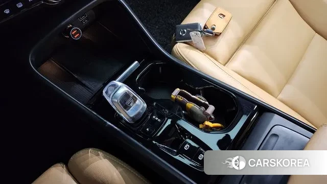 Volvo XC40 id 3187338 из Кореи 19