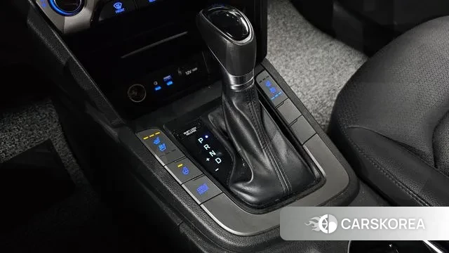 Hyundai Avante AD id 3672919 из Кореи 19