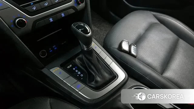 Hyundai Avante AD id 3090884 из Кореи 19