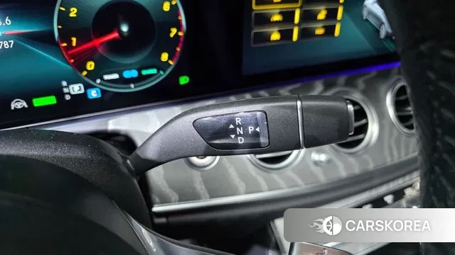 Mercedes-Benz E-Class W213 id 3561421 из Кореи 19